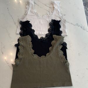 Lacey suzette crop top bundle (3)